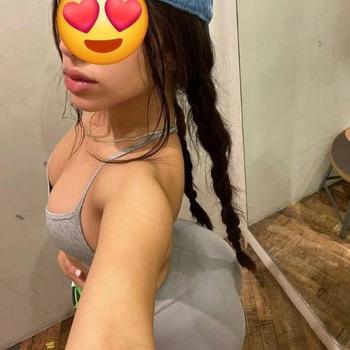 QUEENSSSS, 21  female escort, Queens