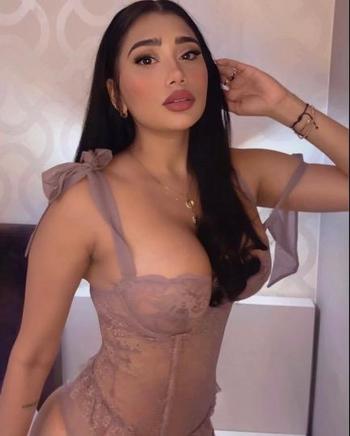 Paula , 21  female escort, Queens