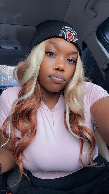  Kae, 24  female escort, Queens