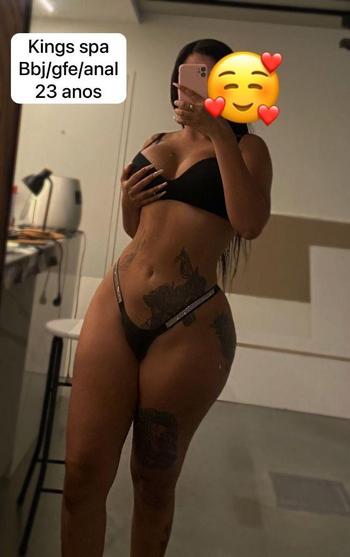 347-284-2523, 24  female escort, Queens