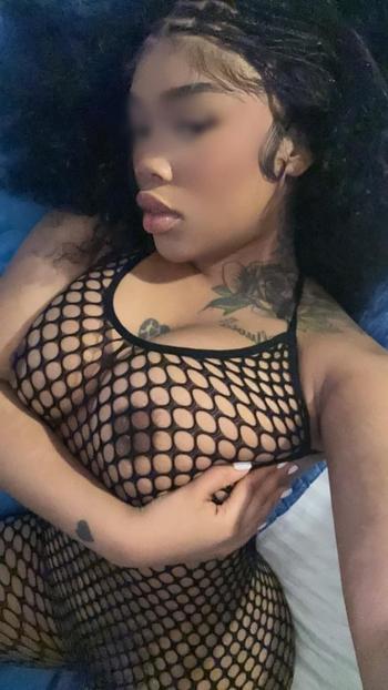 Bunny, 22  female escort, Queens