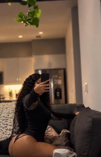 Ms Vel, 32  female escort, Queens