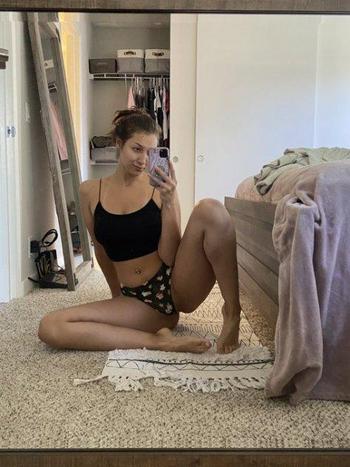 2094187335, female escort, Queens